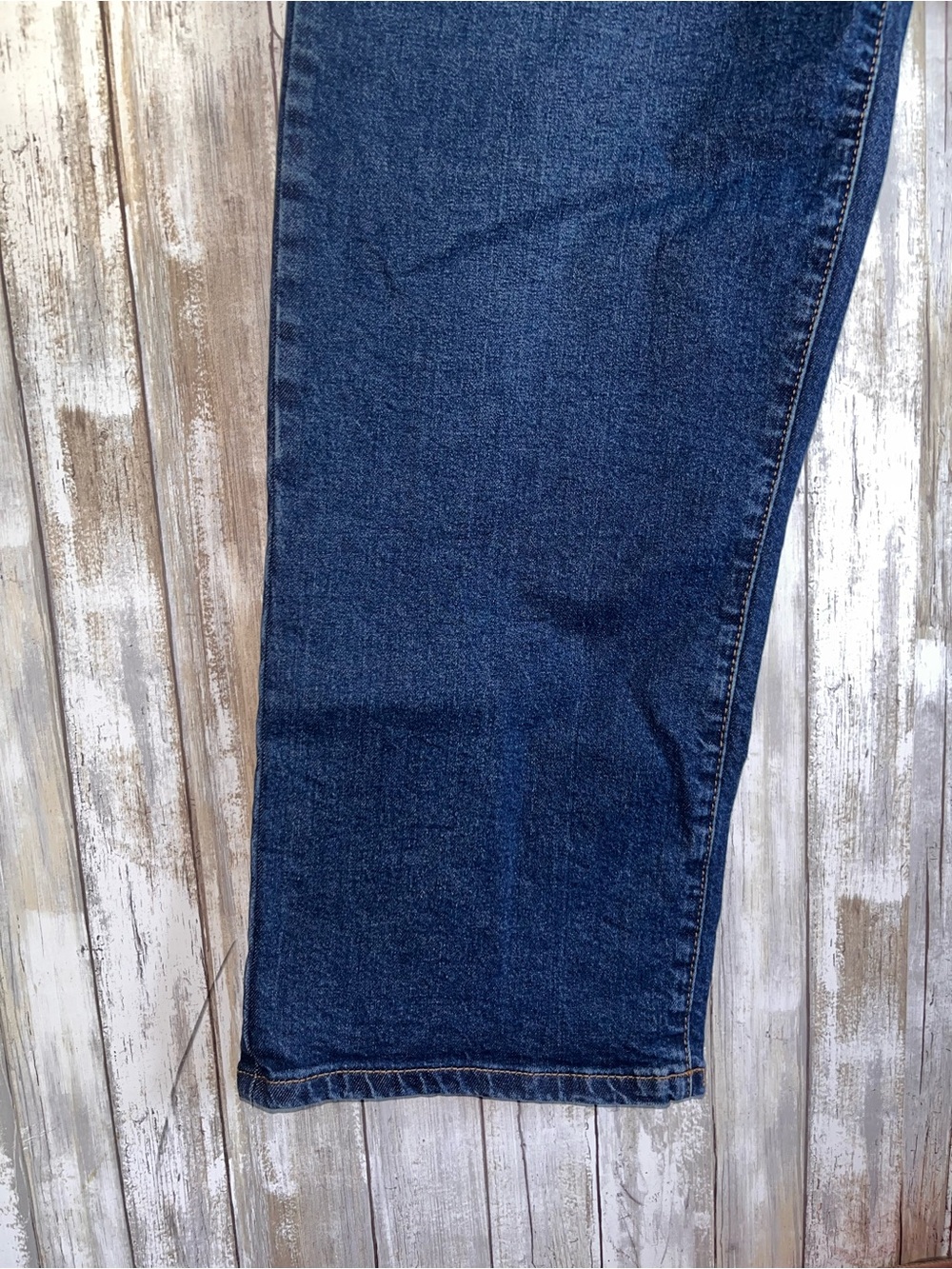 NWT Torrid Lovesick 90s High Rise Straight Leg Jeans Size 18 Button Fly - Picture 4 of 7